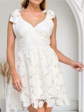 Layered With Love White Floral Lace Coquette Dress V-Neck Bow Tie Shoulder XL